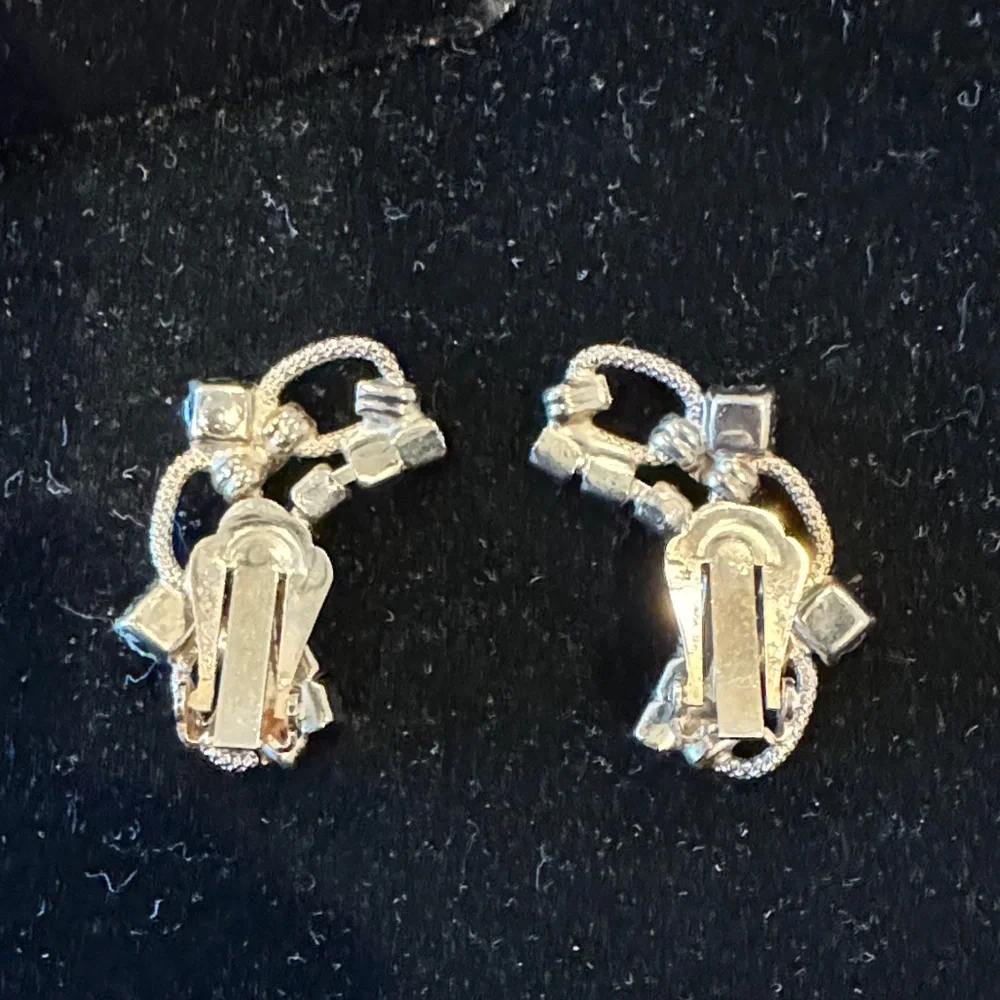 Linked-Chain, Silver Rhinestone Clip-On Earrings